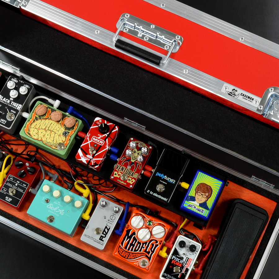 Custom flatboards and riser pedalboards by Caseman